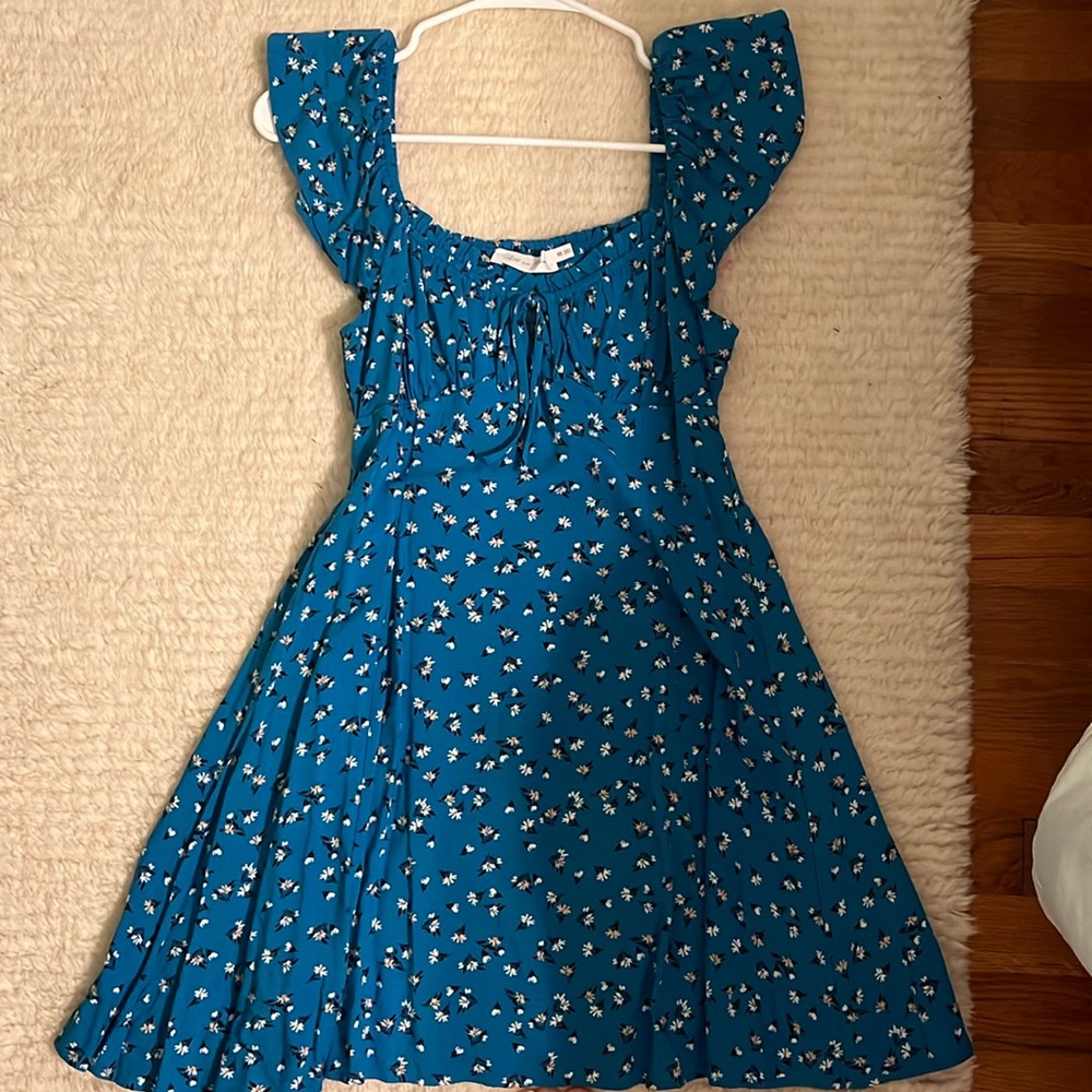 Blue floral dress cute for the summer